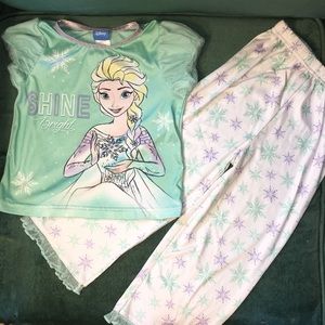 Disney’s Frozen Queen Elsa Pajama set